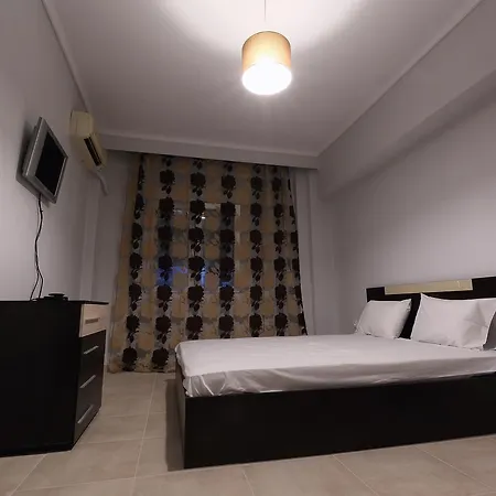 Dimitris House 4 *