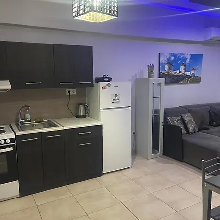 דירה Dimitris House 4 *